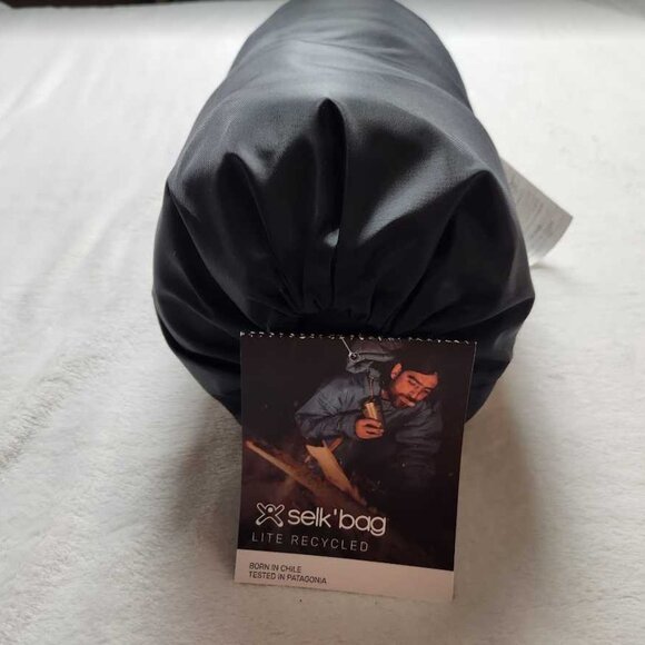 New Adult M Selk'Bag Lite recycled wearable sleeping bag in black - Picture 2 of 10